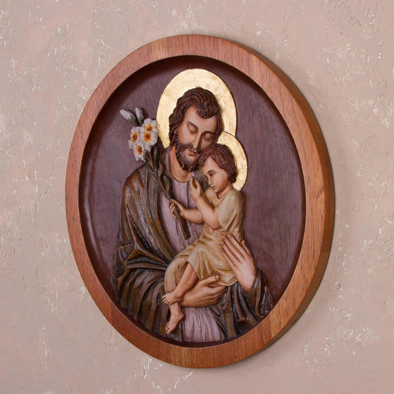 Panneau de suspension en bois st. joseph avec le bébé jesus cèdre