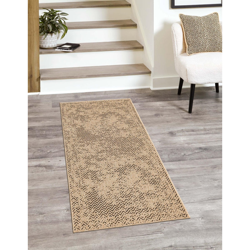 Sheglita Abstract Indoor Rug, Runner 2'7" x 12'