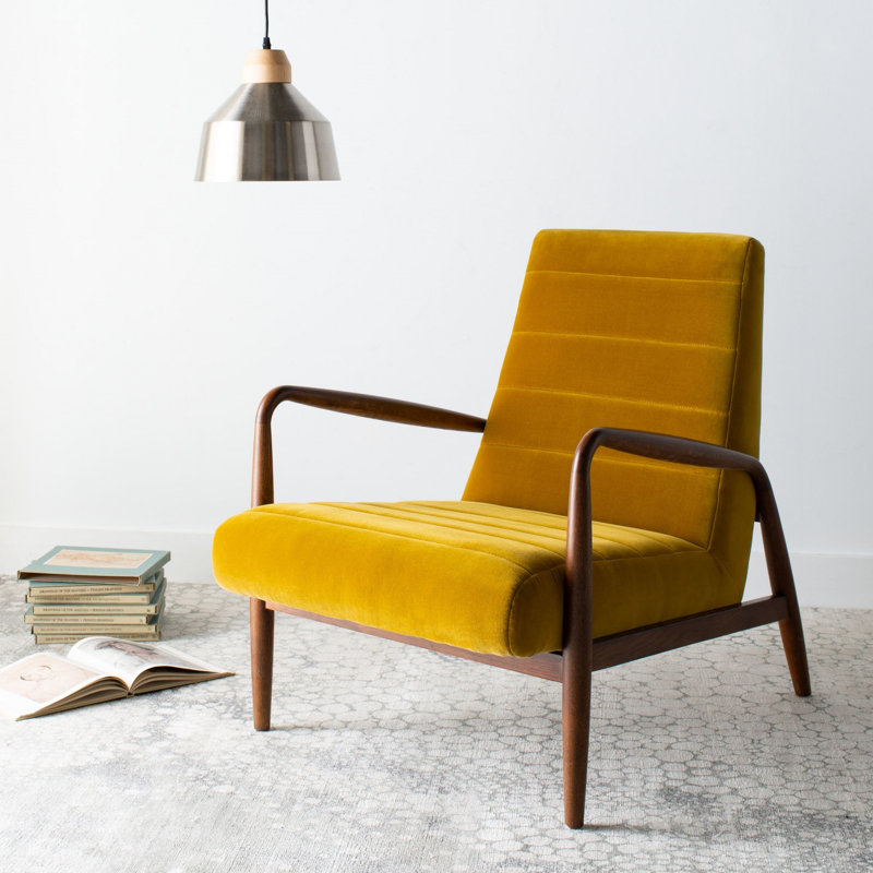 Fauteuil en velours capitonné l 26,8 po Barrow, Velours doré