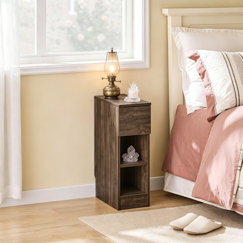 Table de chevet étroite avec tiroir, table de chevet mince pour les petits espaces, table d'appoint compacte pour chambre à coucher avec tablette ouverte, assemblage facile, brun