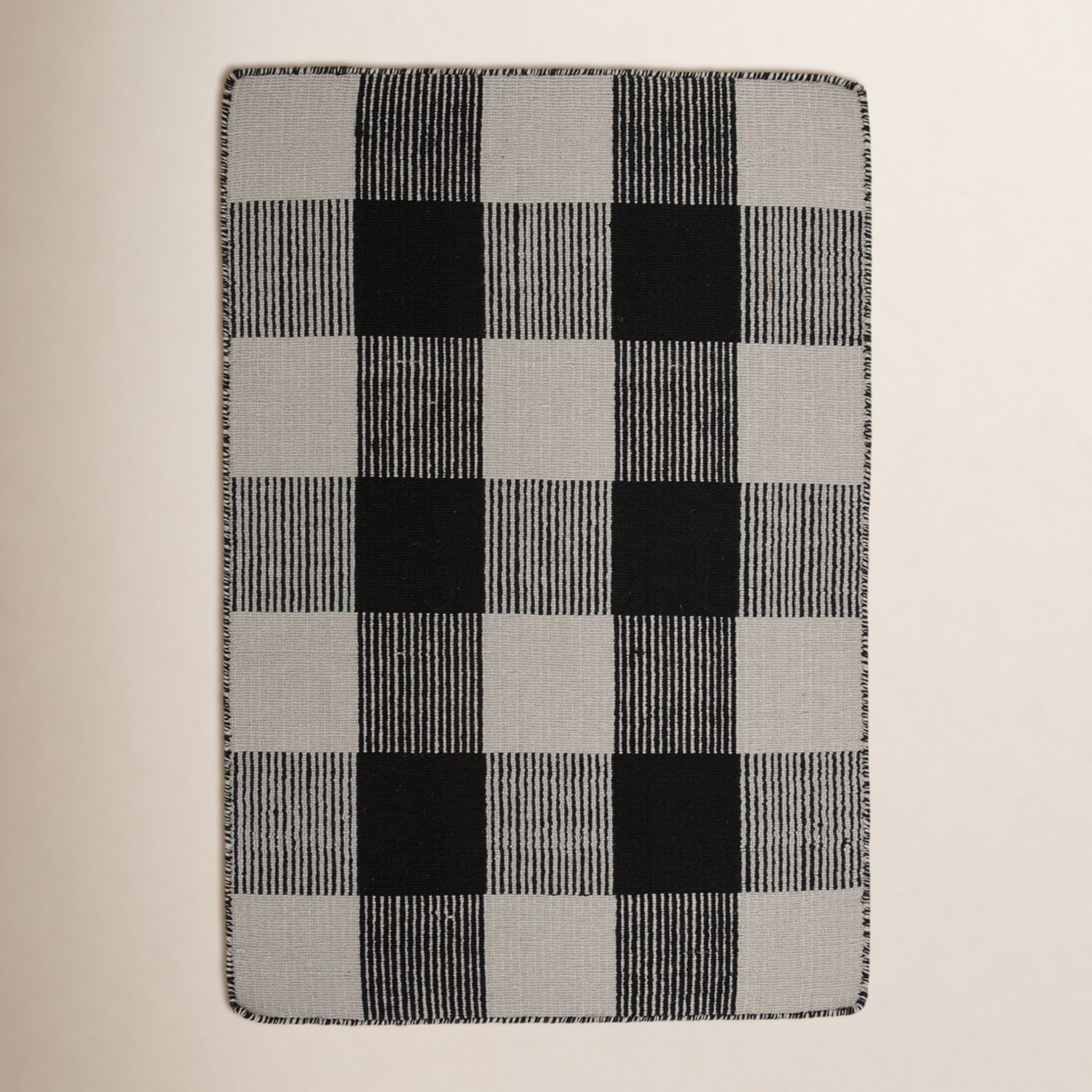 Simple Gingham Shag Wool Rug, Rectangle 8' x 10', Light Gray/Black