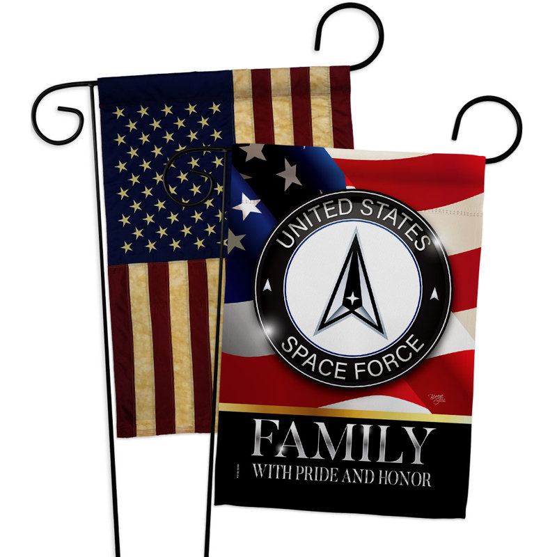 Drapeau de jardin en polyester 18 x 13 po US Space Force Family Honor