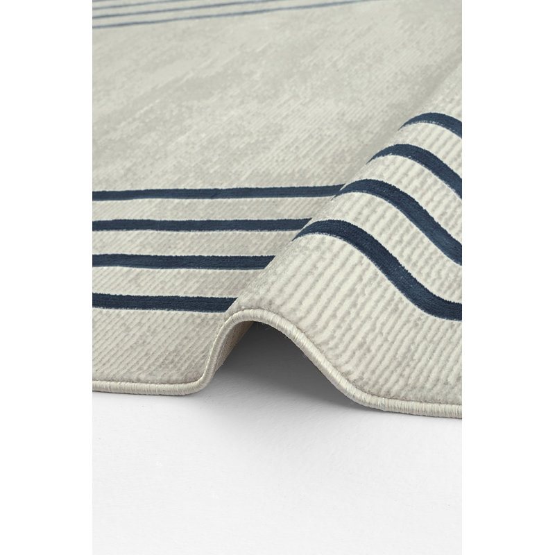 Rileah Geometric Machine Made Indoor / Outdoor Area Rug, Rectangle 5'3" x 7'7"