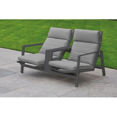 Metal Outdoor Lounge Chair