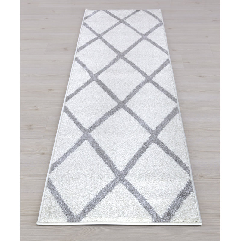Loney Geometric Indoor Rug, Runner 2' x 7'3"