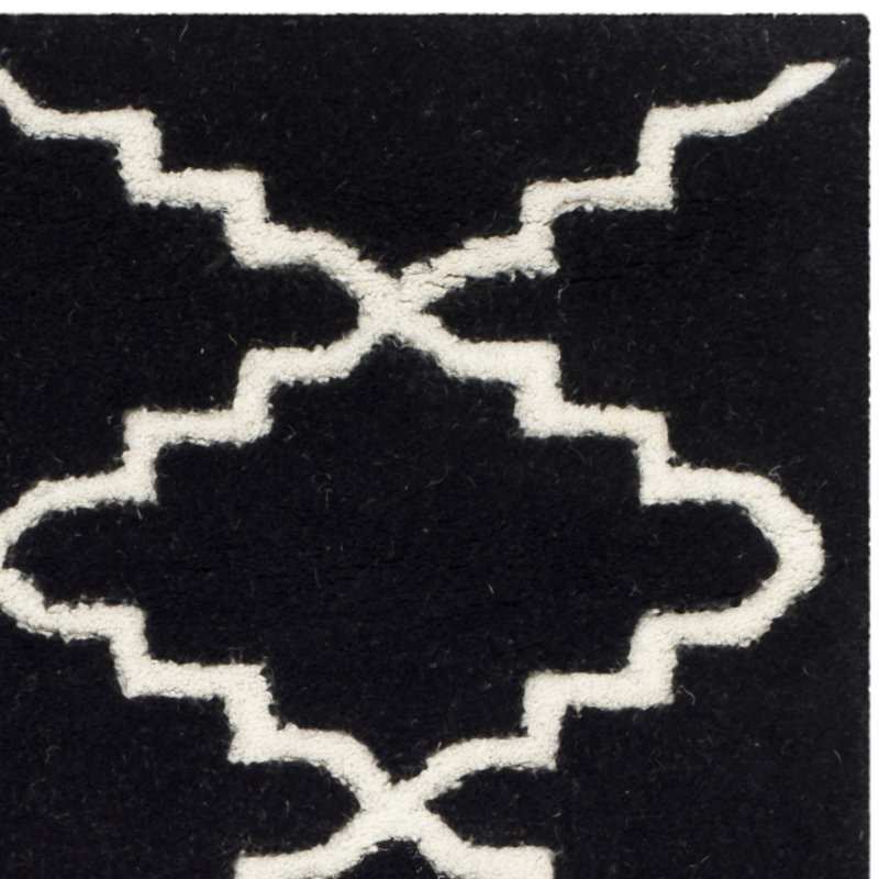 Hand-Tufted Geometric Wool 4' x 6' Black Rug