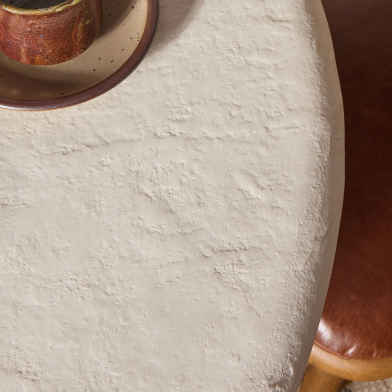 Grano Round Dining Table