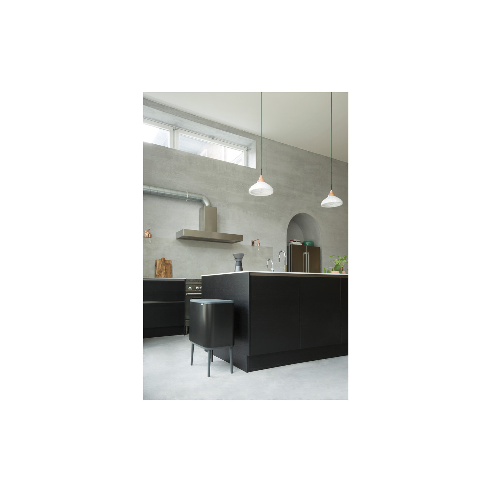 Brabantia Bo Touch Top Trash Can 9.5 Gallon, Matte Black