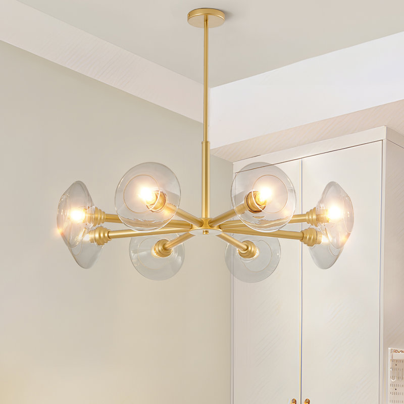 Lustre 8 lumières dorées avec abat-jour en verre transparent