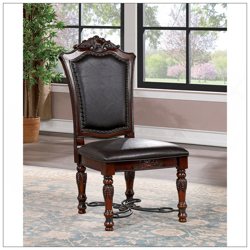 Ensemble de chaises d'appoint majestueux 2 pièces Majestic Traditional
