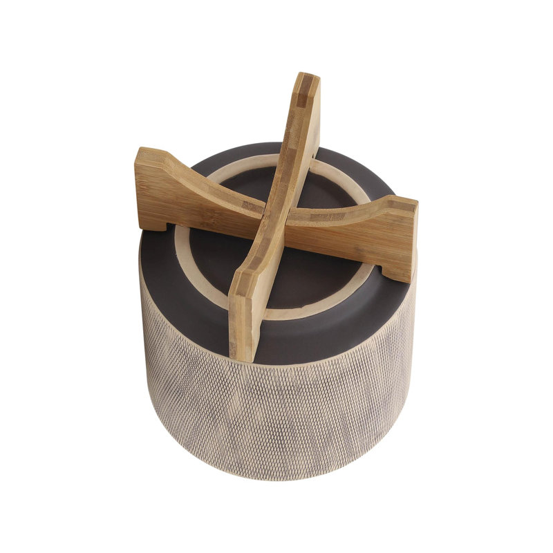 Includes plant rack flower pots