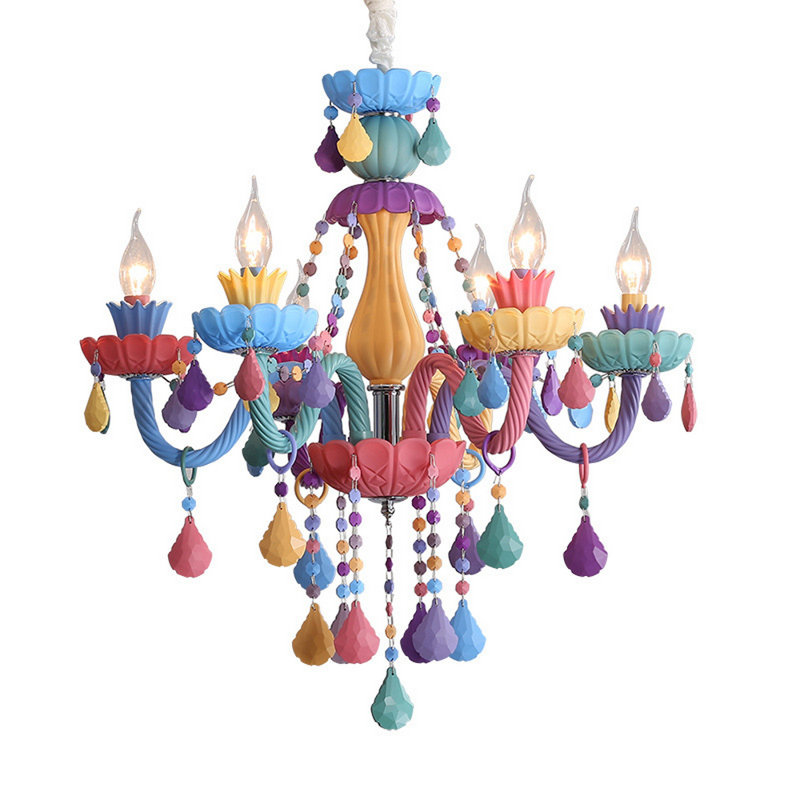 Hinna 6 - Light Classic / Traditional Chandelier