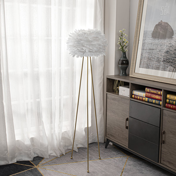 Lámpara de pie trípode pulida Marjorie 60''