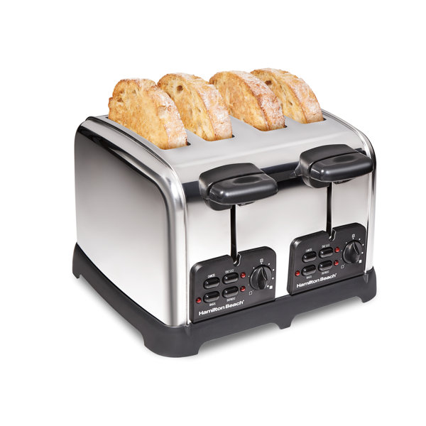 Tostadora Hamilton Beach® Classic de acero inoxidable para 4 rebanadas con ranuras anchas, tecnología Sure-Toast™, funciones para bagel y descongelar, elevación automática