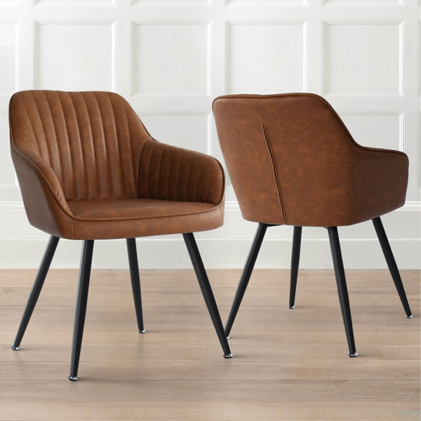 Sillón de comedor Bhagirath de 19 pulgadas de alto con tapizado de cuero sintético
