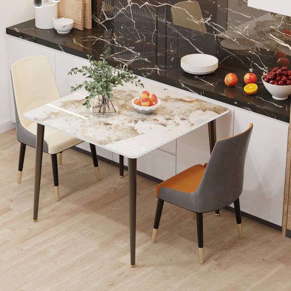 Mesa de comedor con tapa de piedra Annagh y base de metal