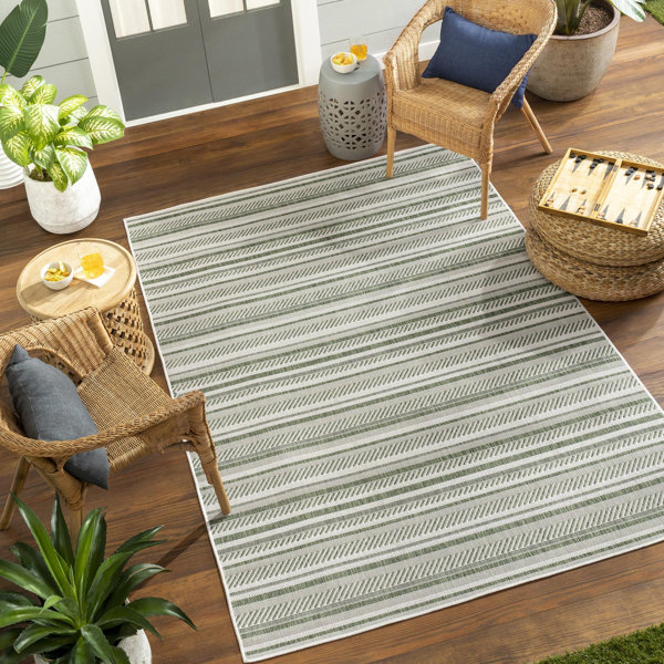 Alfombra rayada tejida a máquina Granby para interiores y exteriores