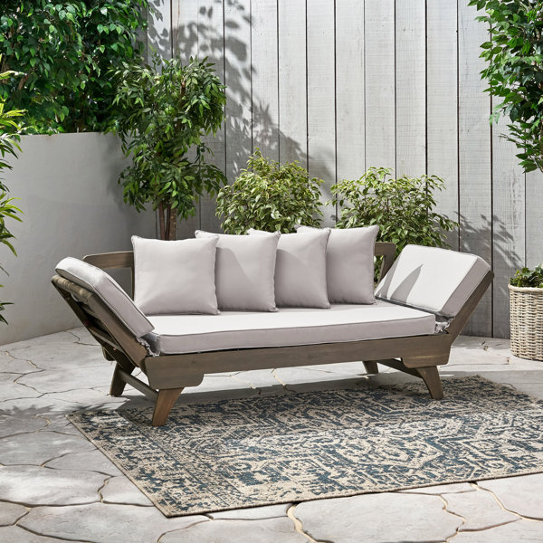 Lauire 65'' Ancho Recto Acacia Daybed de Patio con Cojines