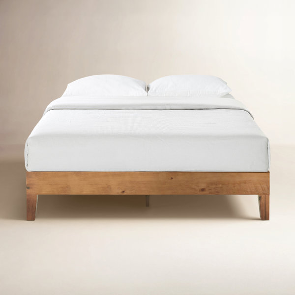 Cama de plataforma de madera maciza Amaryn