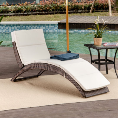 Semple Single Chaise with Cushions