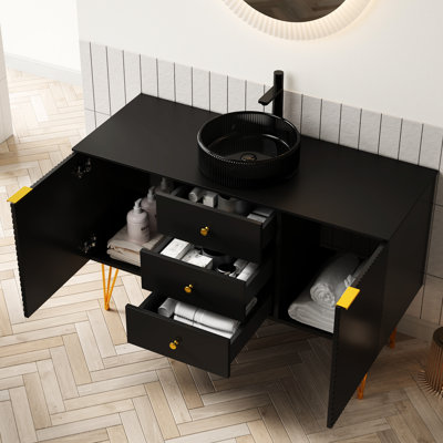 Meuble-lavabo de salle de bain avec configuration autoportante de 48 po, 4 pieds dorés, 3 tiroirs, 2 portes, lavabo rond en verre noir transparent et vasque en pierre frittée