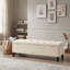 Banc de rangement capitonné avec couvercle à charnières à fermeture en douceur, idéal pour une chambre, une entrée ou un salon.-1284386810