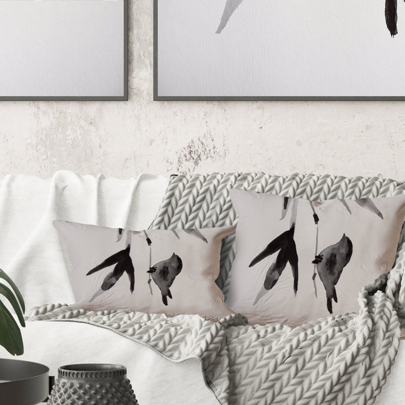 Oiseau japonais rétro sur une branche - coussin décoratif imprimé traditionnel, 16 po x 16 po