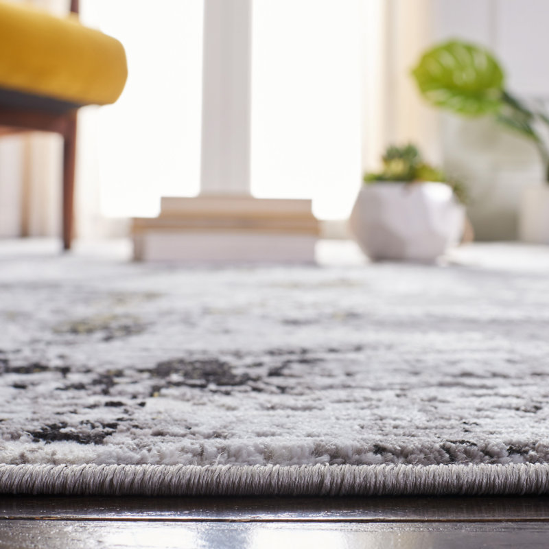 Battaglia Gray/Gold/Black Area Rug, Round 6'7"