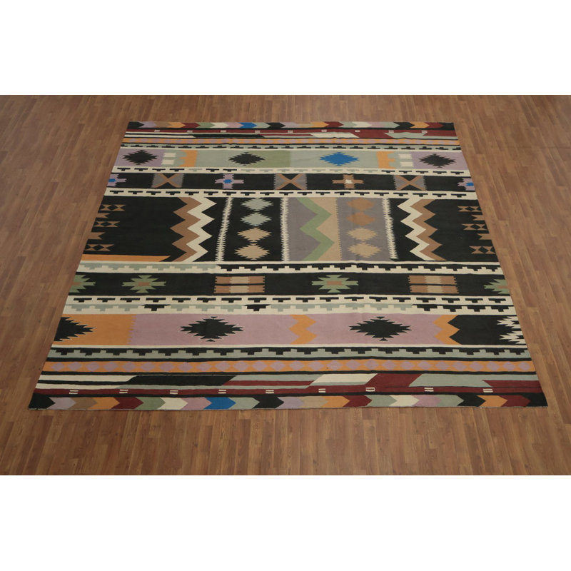 Tapis Eclectic Tribal Delight: Bold Kilim Square 11 x 11