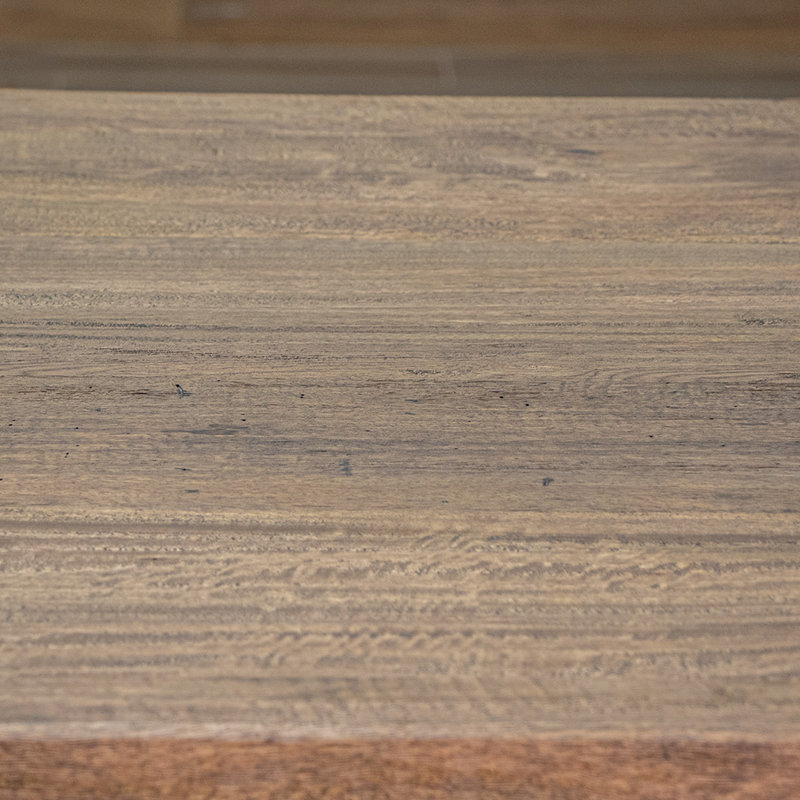 Quinn 39.25'' Dining Table