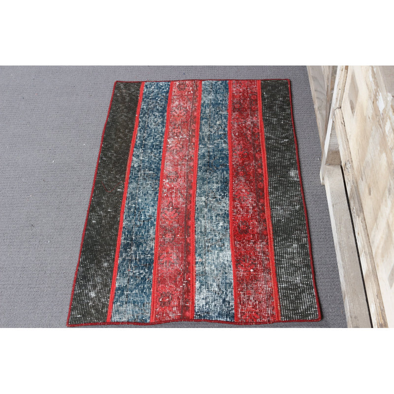 Petit tapis turc vert surdimensionné en patchwork idéal pour l'entrée ou la chambre d'enfant avec un joli motif de dinde anatolienne naturelle