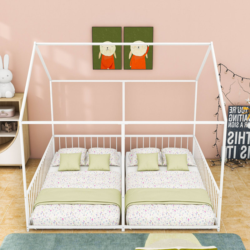 Lits plateforme simple et simple en métal avec clôture, Blanc