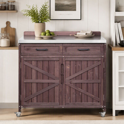 Îlot de cuisine extérieure K&K de 100 cm (39,4 po) avec plateau en acier inoxydable, meuble de rangement extérieur avec un grand tiroir, étagères réglables, supports de rangement internes et 4 roulettes pour la préparation des pizzas, couleur foncée.