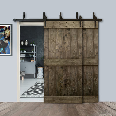 Porte de grange double à panneaux en bois teinté à panneau Mid-Bar