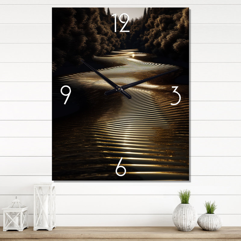 Horloge murale dorée réfléchie sur des vagues concentriques II - formes abstraites surdimensionnées, Petit