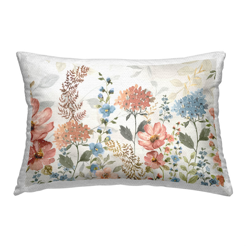 Coussin d'extérieur imprimé à motif de fleurs printanières par Nan