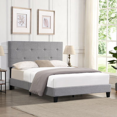 Grand lit gris avec tête de lit en lin, bouton, sans sommier, support à lattes de bois, assemblage facile, 65,16 po Profondeur de l'emballage Lit moderne approprié, capitonnage de la tête de lit, assemblage