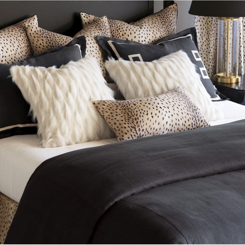 Geode Luxe Square Pillow Cover & Insert