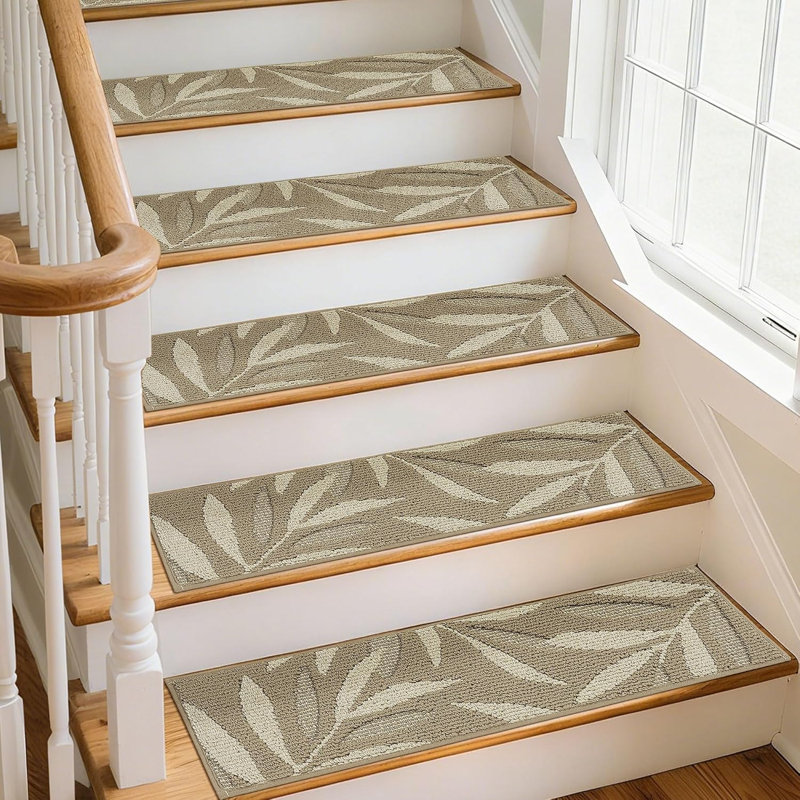 Marches d'escalier en forme de feuille