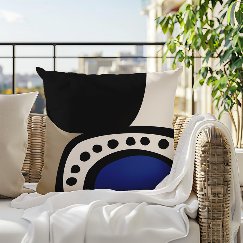 Oreiller carré réversible intérieur / extérieur Tobe Minimalist, H 15 po x l 15 po, Bleu marine / noir / blanc cassé