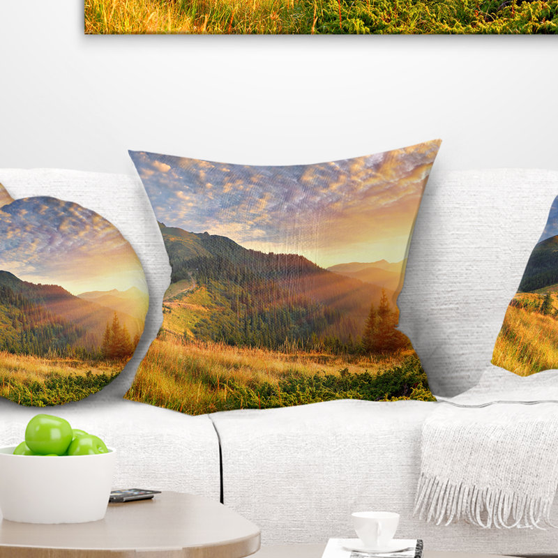Oreiller de soleil en nuage d’été, 18 po x 18 po