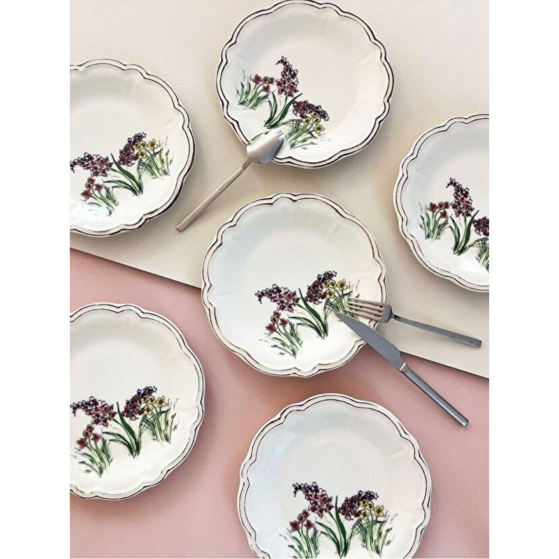 Ensemble d'assiettes à dessert