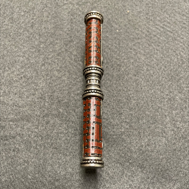 Poignée argentée 3 po Sirocco Silverado