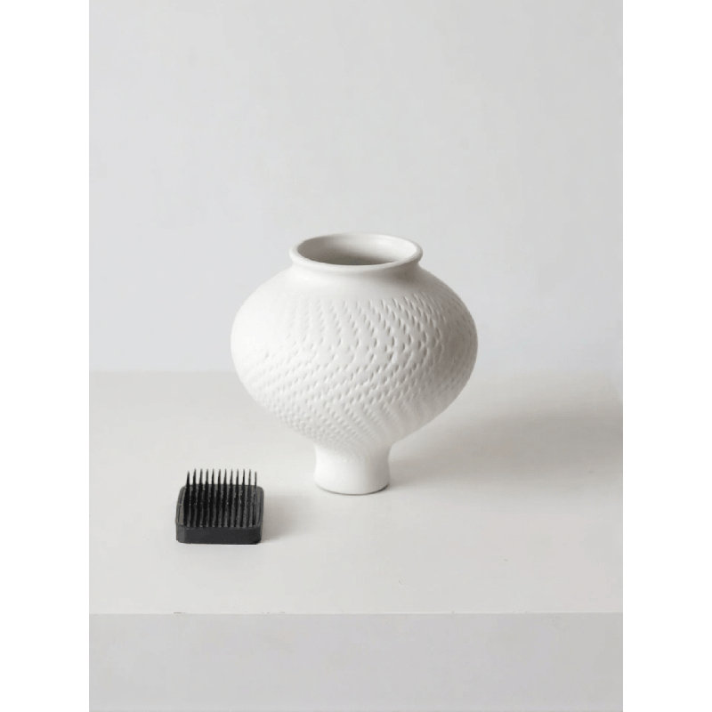 Vase en céramique ivoire