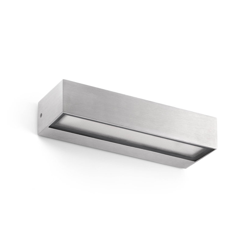 Cleaton Integrated LED Outdoor Flush Mount, Silver