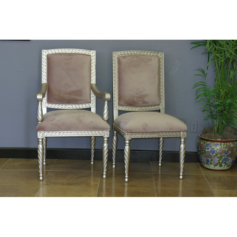 Chaise avec accoudoirs rembourrée Maegan en rose