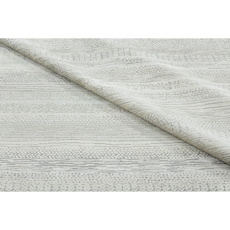 High-Quality Hand-Knotted Ivory And Silver Area Rug, Rectangle 10' x 14'