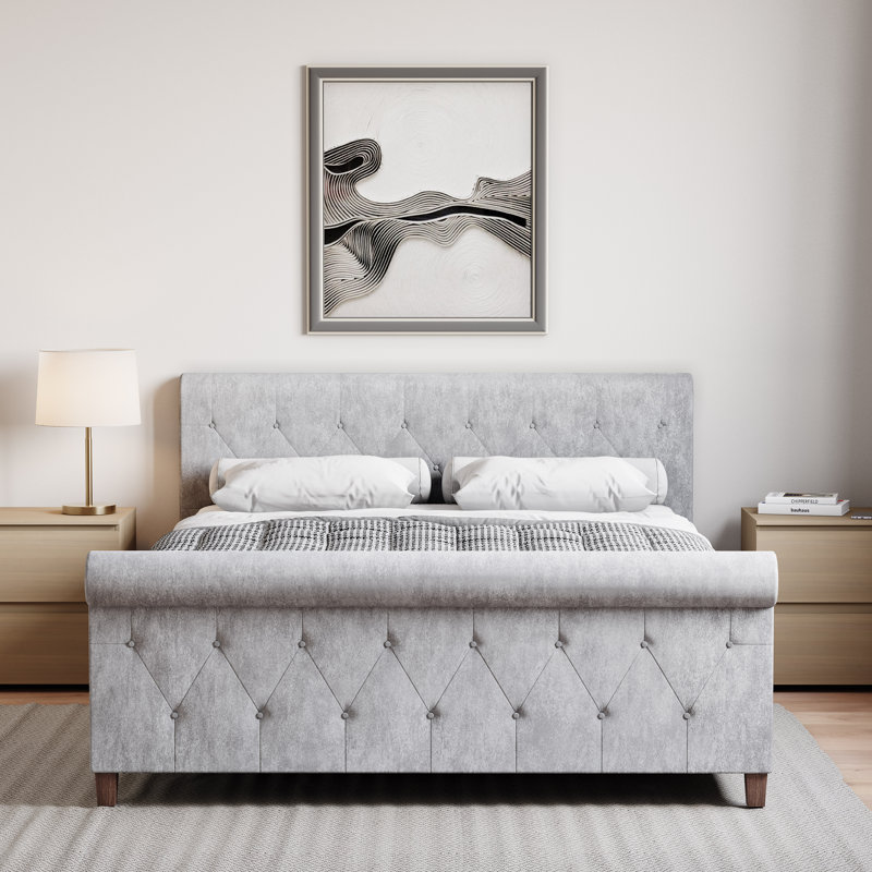 Caceres Bed, UKFR Certified, Kingsize (5'), Silver, Crushed Velvet