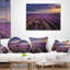 Terrain lavande foncé avec coussin lombaire nuageux