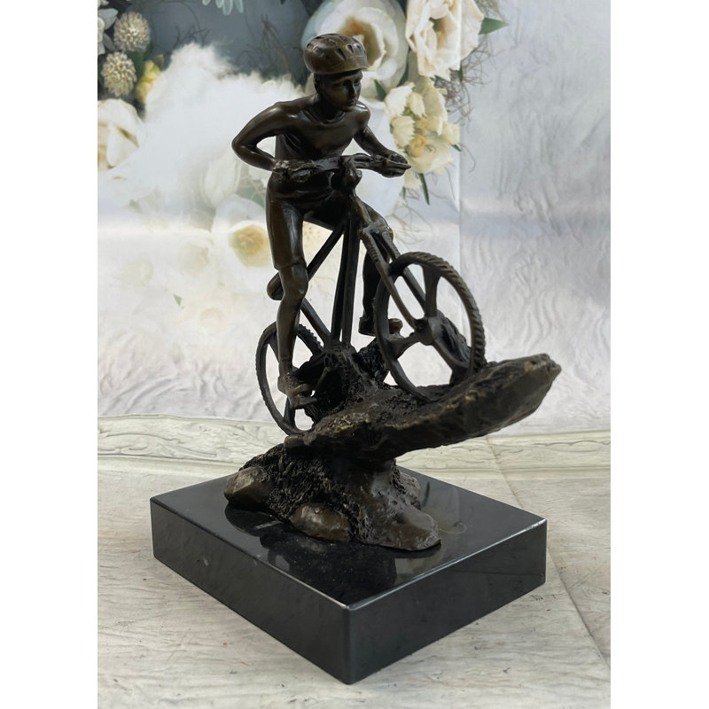 Figurines et sculptures Nahomie